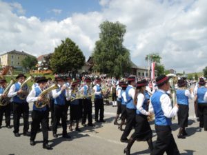 23.06.2013: Bezirksmusikfest Bez. Ried in Eitzing